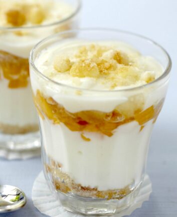 Verrines de fromage frais à la mangue