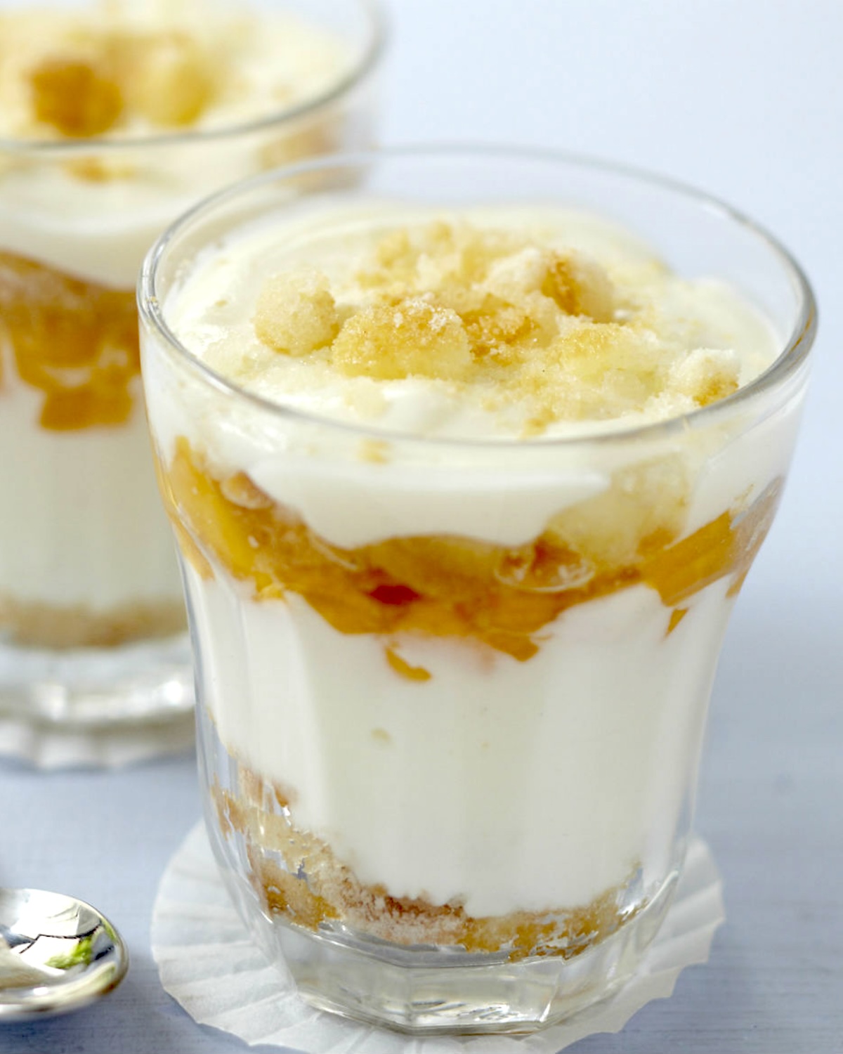 Verrines de fromage frais à la mangue