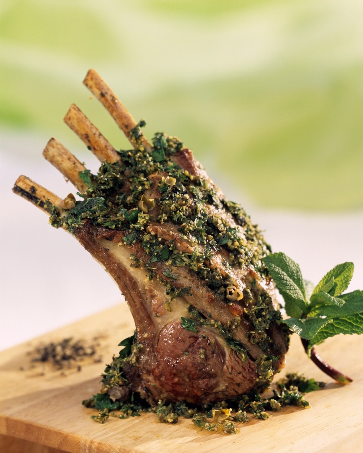 Carré d'agneau aux herbes