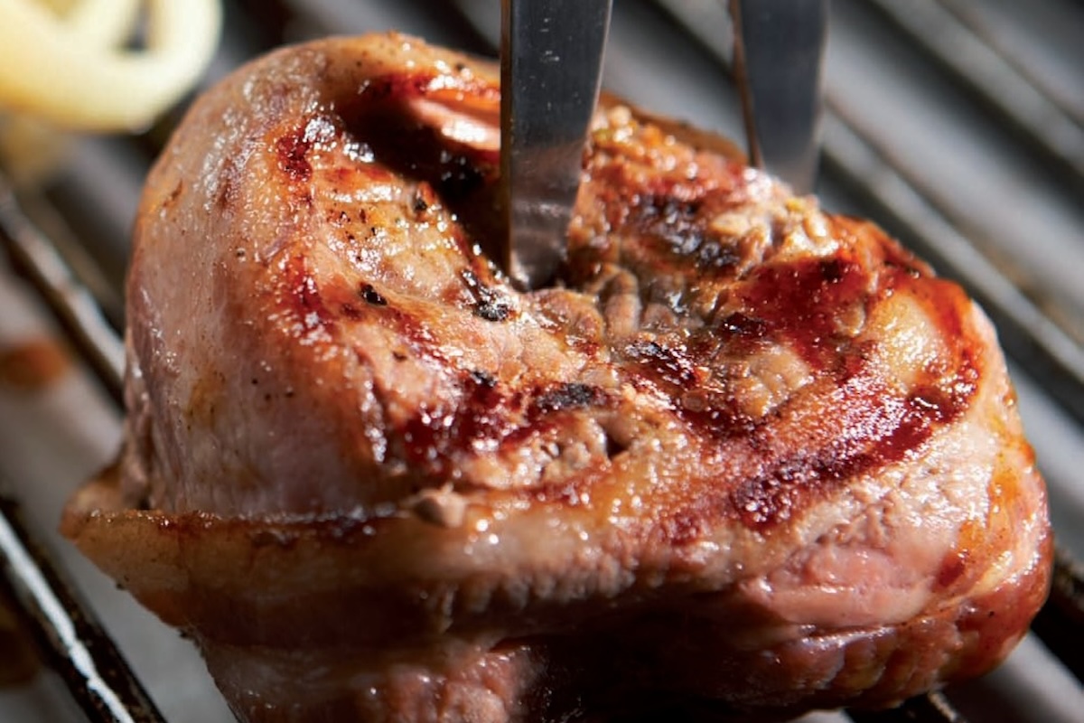 Collier d'agneau grillé au citron et romarin