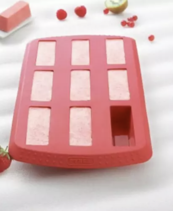 Glaces à la fraise avec le moule à mini cakes Pyrex®