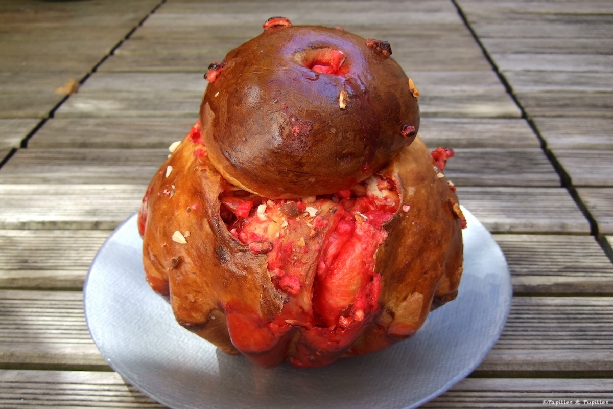Brioche aux pralines roses