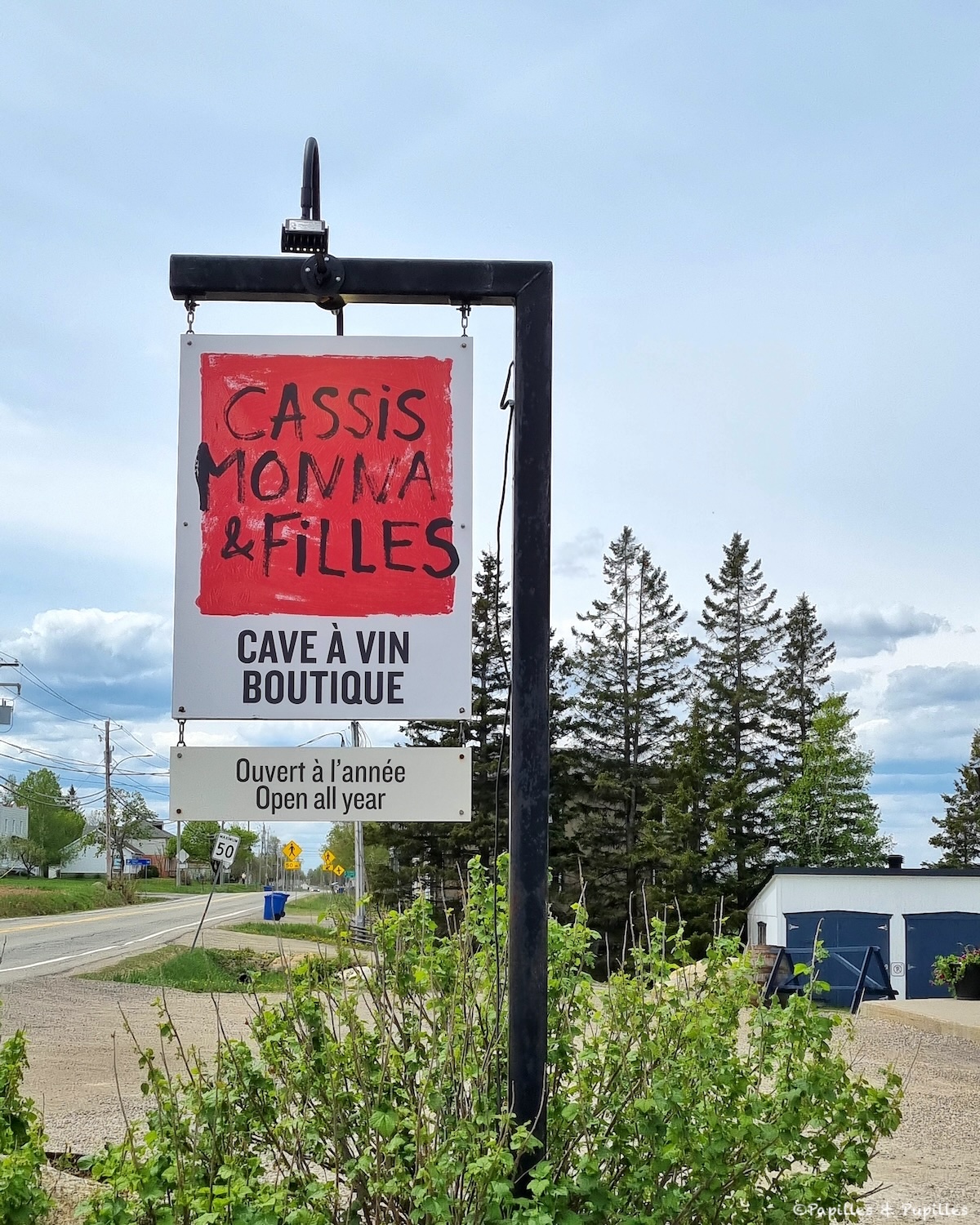 Mona Cassis et filles