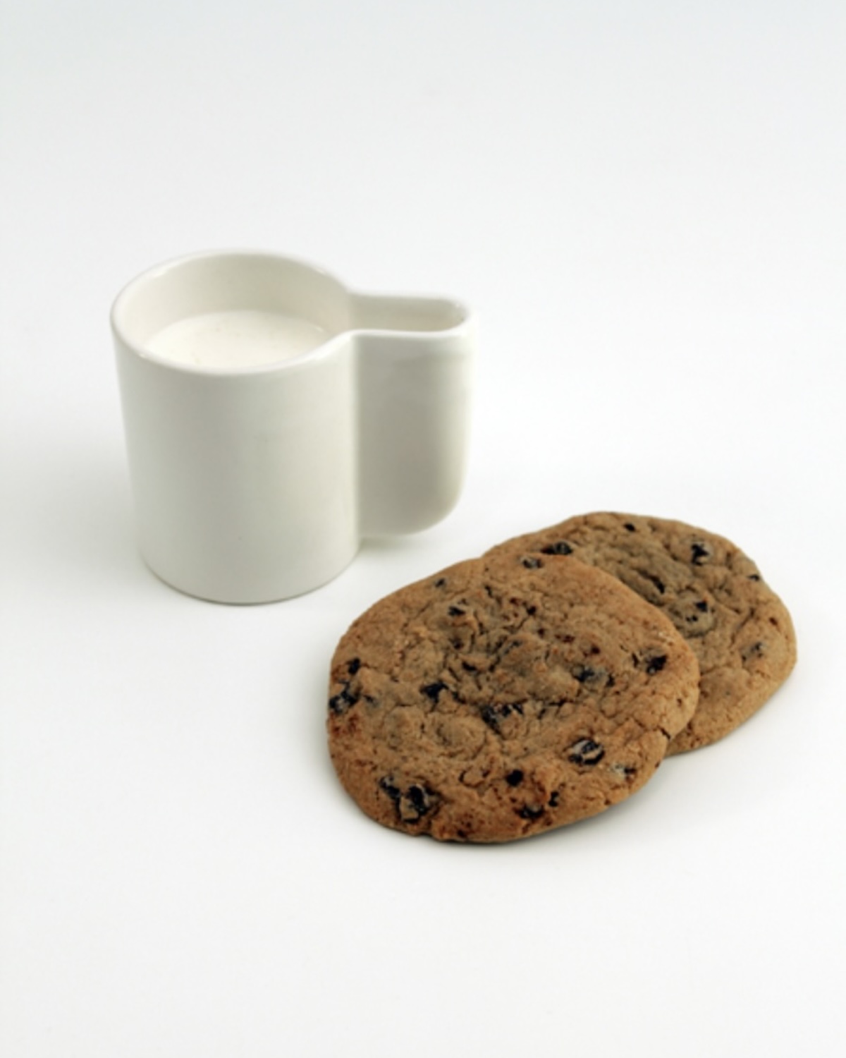 Cookies et mug de lait