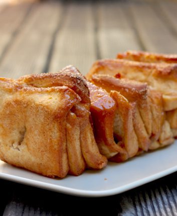 Brioche à effeuiller au sucre et à la cannelle