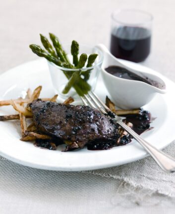 Steak de gigot d'agneau au poivre