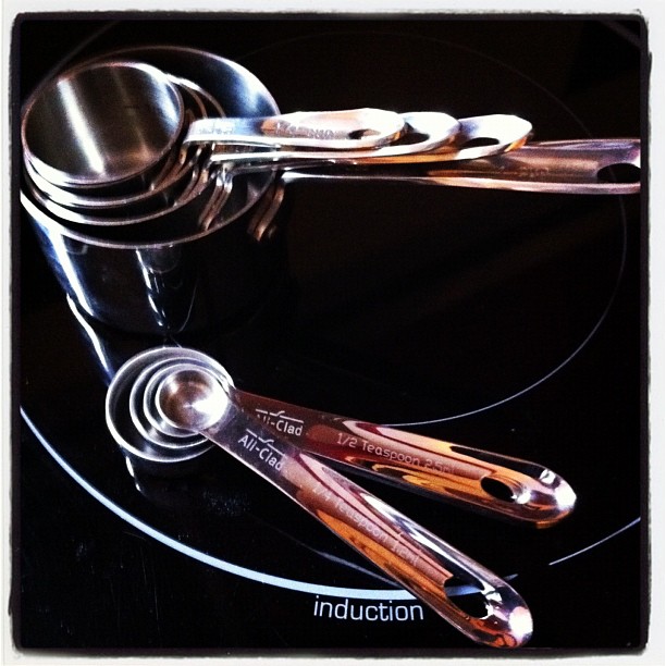 Tasses et cuillères mesure