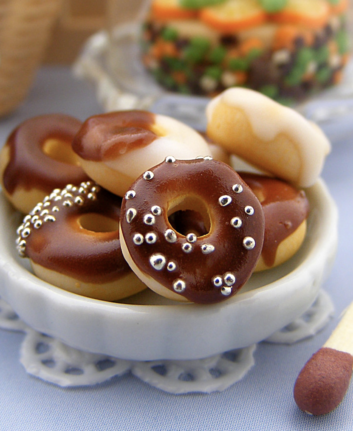Doughnuts ©Shay Aaron