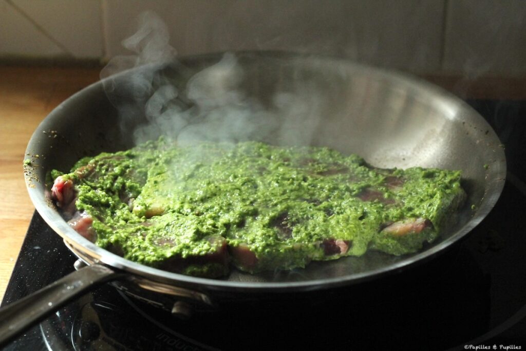 Poêlez l'entrecôte