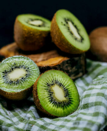 Kiwis-©Marco-Verch-Professional-CC-BY-2.0.
