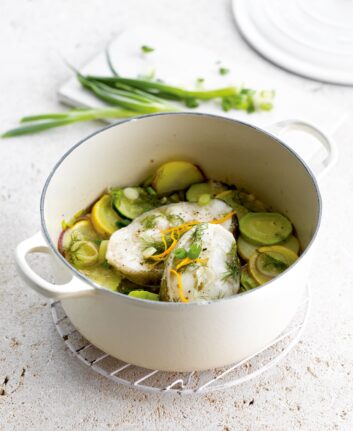 Pot au feu léger de cabillaud ©Le Creuset - Borgerhoff & Lamberigts
