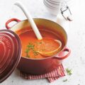 Soupe aux poivrons grillés ©Le Creuset - Borgerhoff & Lamberigts
