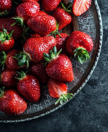 Fraises © Marian Weyo shutterstock