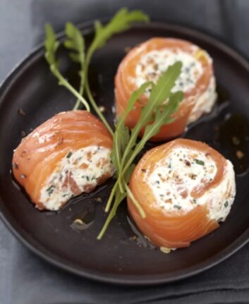 Spirales de saumon et crabe aux carottes fondantes