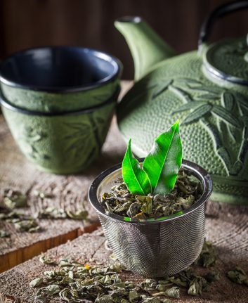 Thé vert japonais ©Shaiith shutterstock