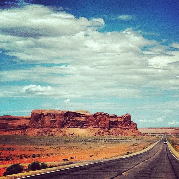 Omw to #MonumentValley #utah