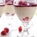 Verrines au yaourt et aux framboises ©Annabel Langbein