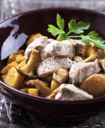 Dés d'agneau au potimarron et aux girolles