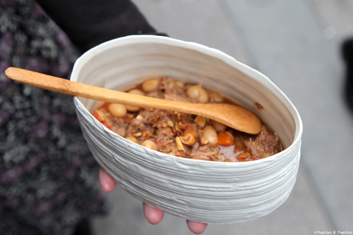 Veau cuit 17 heures, homard et haricots coco