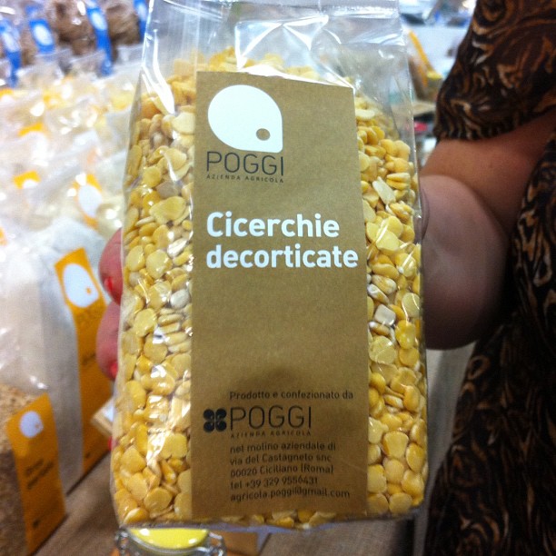 Cicerchie - ancêtre Di pois chiche - de cuit comme les pois chiches (se casse un peu à la cuisson)