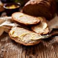 Du pain et du beurre © zi3000 shutterstock