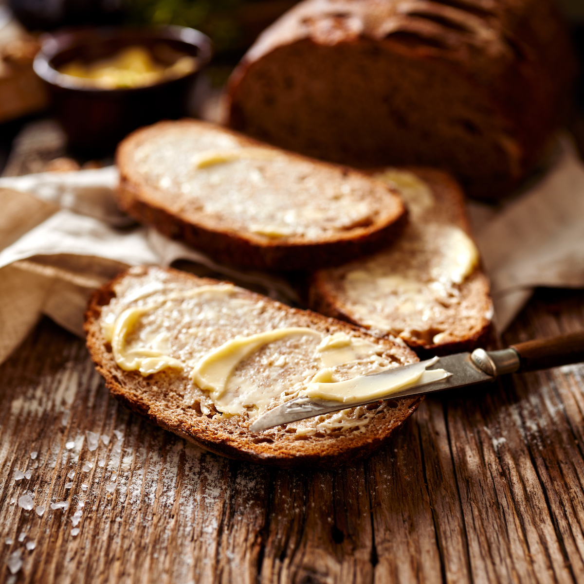 Du pain et du beurre © zi3000 shutterstock