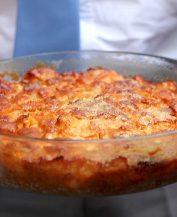 Gâteau aux pommes, à la vanille et au rhum
