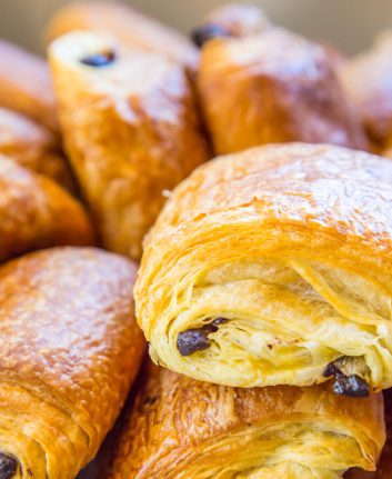 Pains au choocolat ©pixinoo. shutterstock