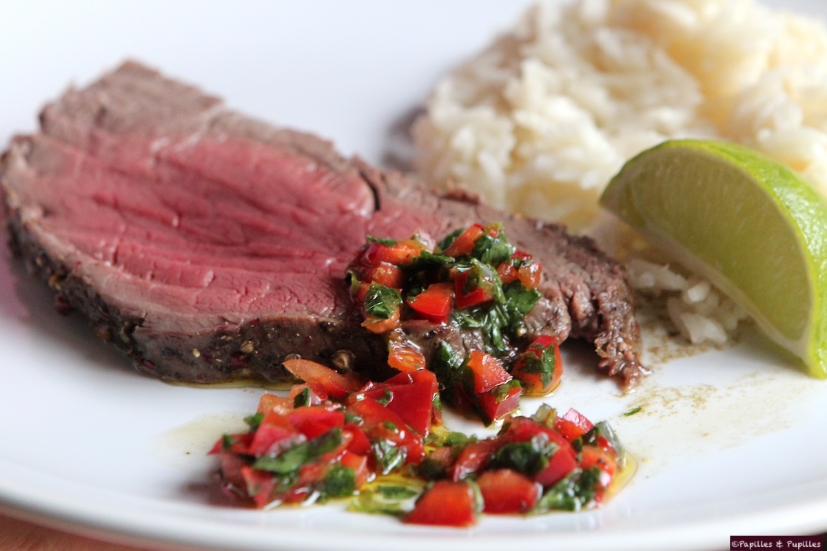 Rôti de boeuf au poivre et salsa