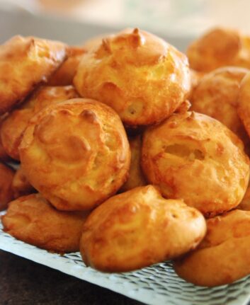 Gougères ©Jules Morgan CC BY 2.0