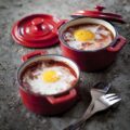 Oeufs cocotte au coulis de tomate et jambon