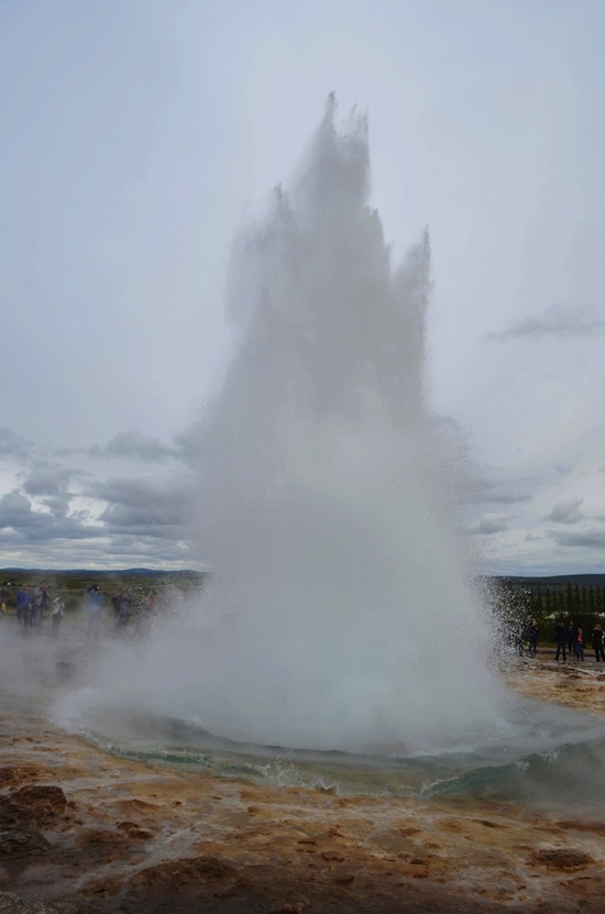 Strokkur ©Nicksarebi licenceCC BY 2.0