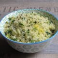 Semoule de blé (couscous printanier) aux herbes pistaches et citron