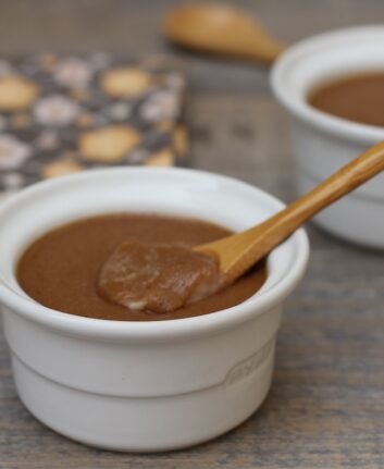 Petites crèmes à la crème de marrons et marrons glacés