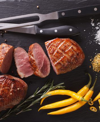 Canard à rôtir © AS Food studio. shutterstock