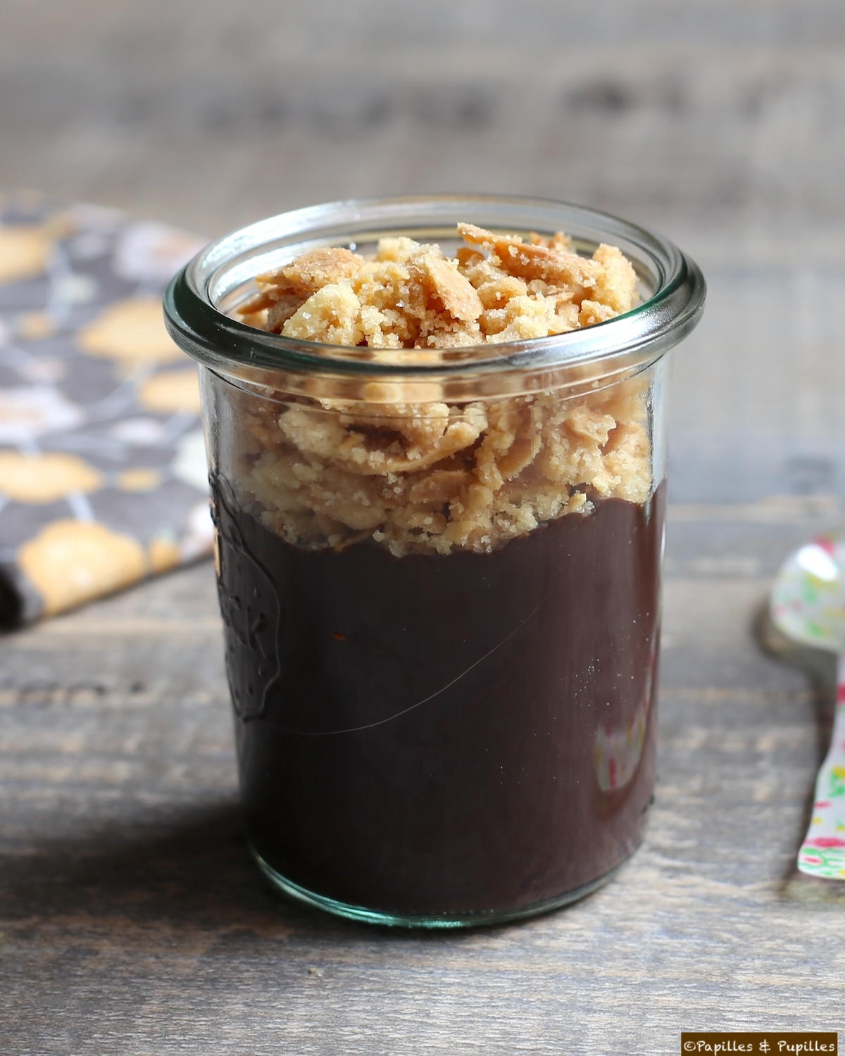 Crumble inavouable à la Danette chocolat et aux amandes