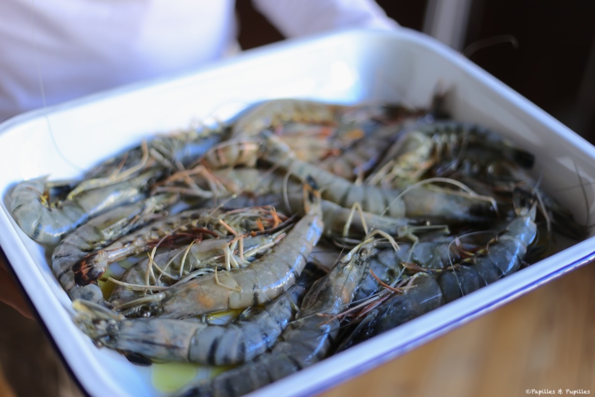 Gambas crues dans la marinade