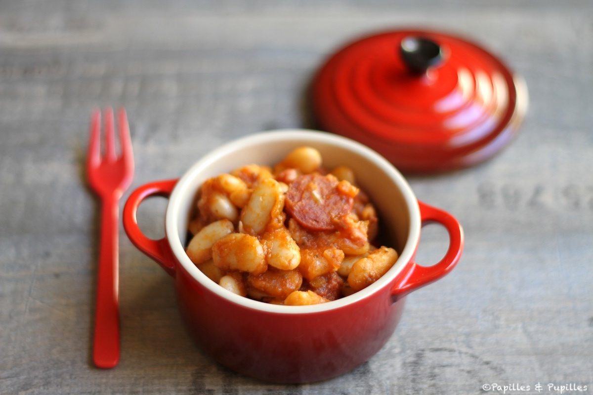Haricots Tarbais au chorizo et à la sauce tomate
