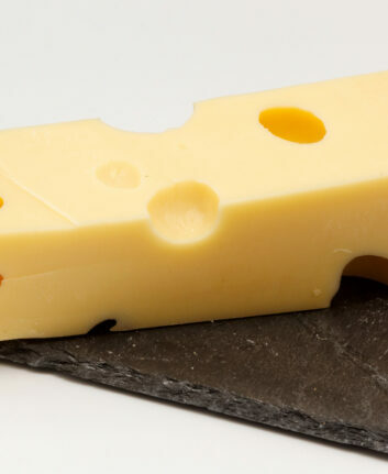 Emmental ©Coyau : Wikimedia Commons : CC BY-SA 3.0