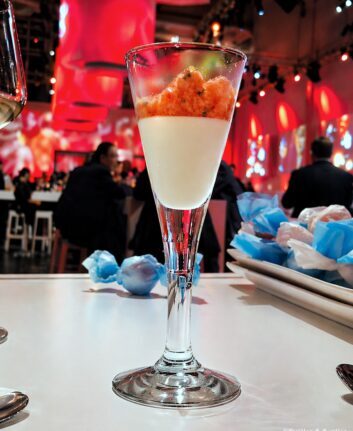 Panna cotta amande et granité tomate de Ferran Adria