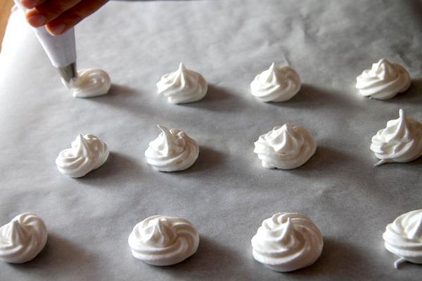 Ou on dresse à la poche à douille ©Tiago Cabral licence CC BY-NC 2.0