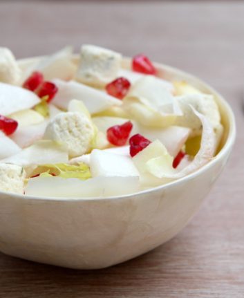 Salade d’endives, Boursin apéritif ail et fines herbes, pommes et grenade