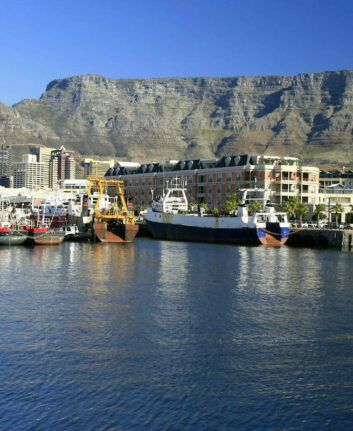 Cape Town et la Table Mountain ©Exfordy – licence CC BY 2.0