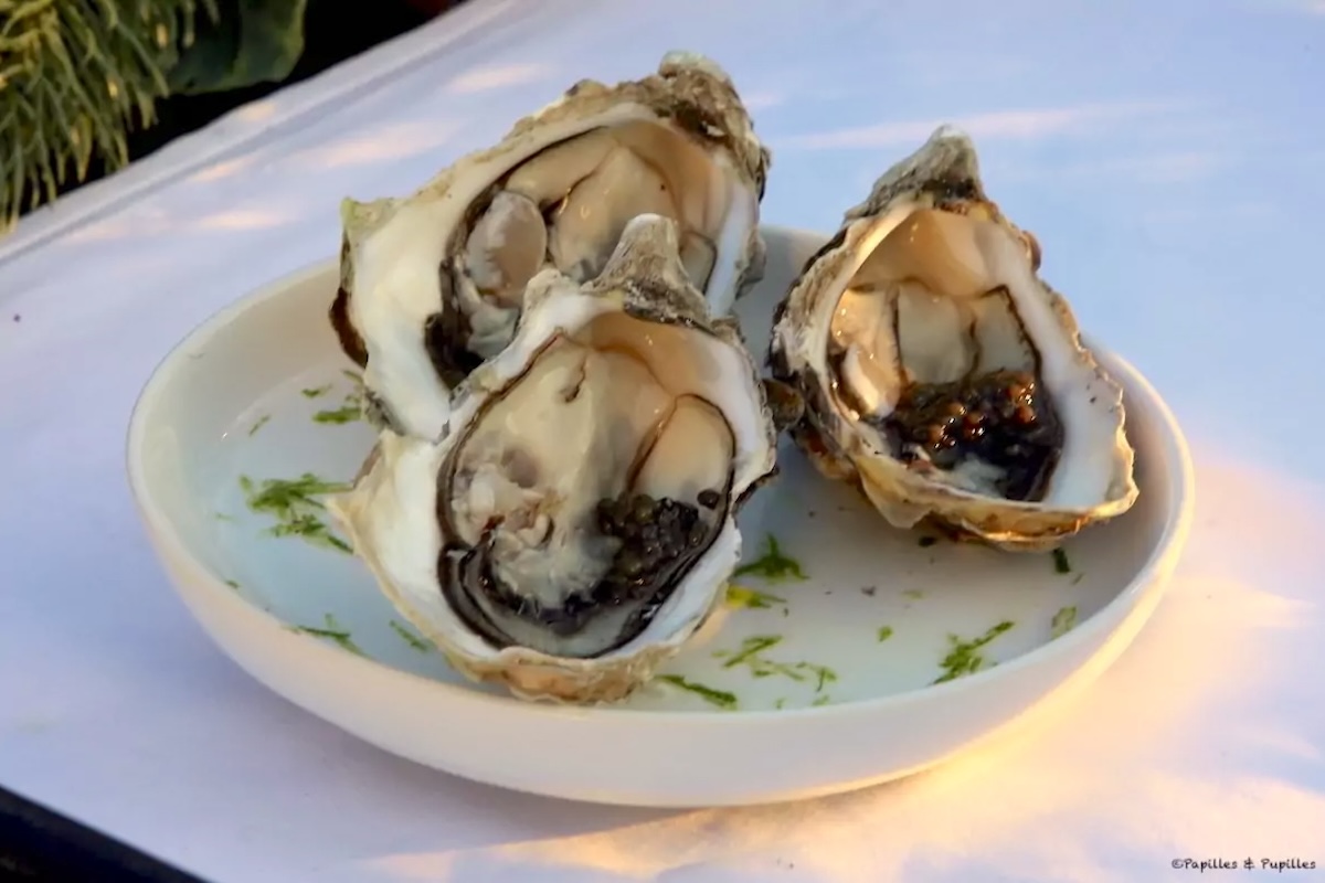 Huîtres au caviar