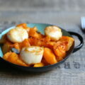 Noix de Saint-Jacques poêlées et courge butternut rôtie