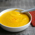 Velouté de carottes et patates douces au lait de coco, curry et gingembre