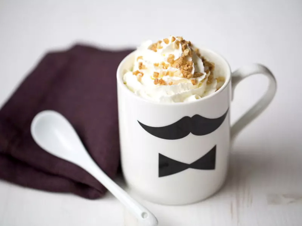 Mugcake façon crumble au yaourt, fruits et pâte croustillante