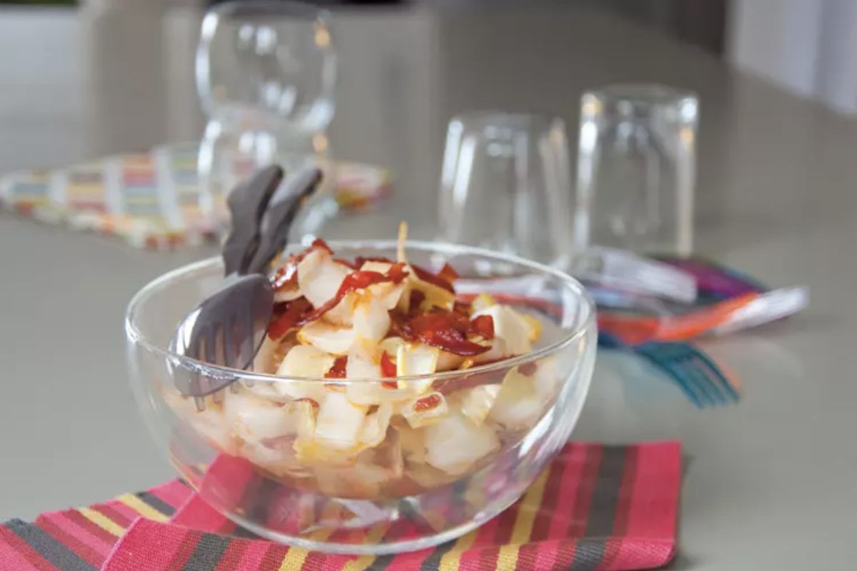 Salade d'endive au chorizo croustillant © Philippe Dufour:Interfel.