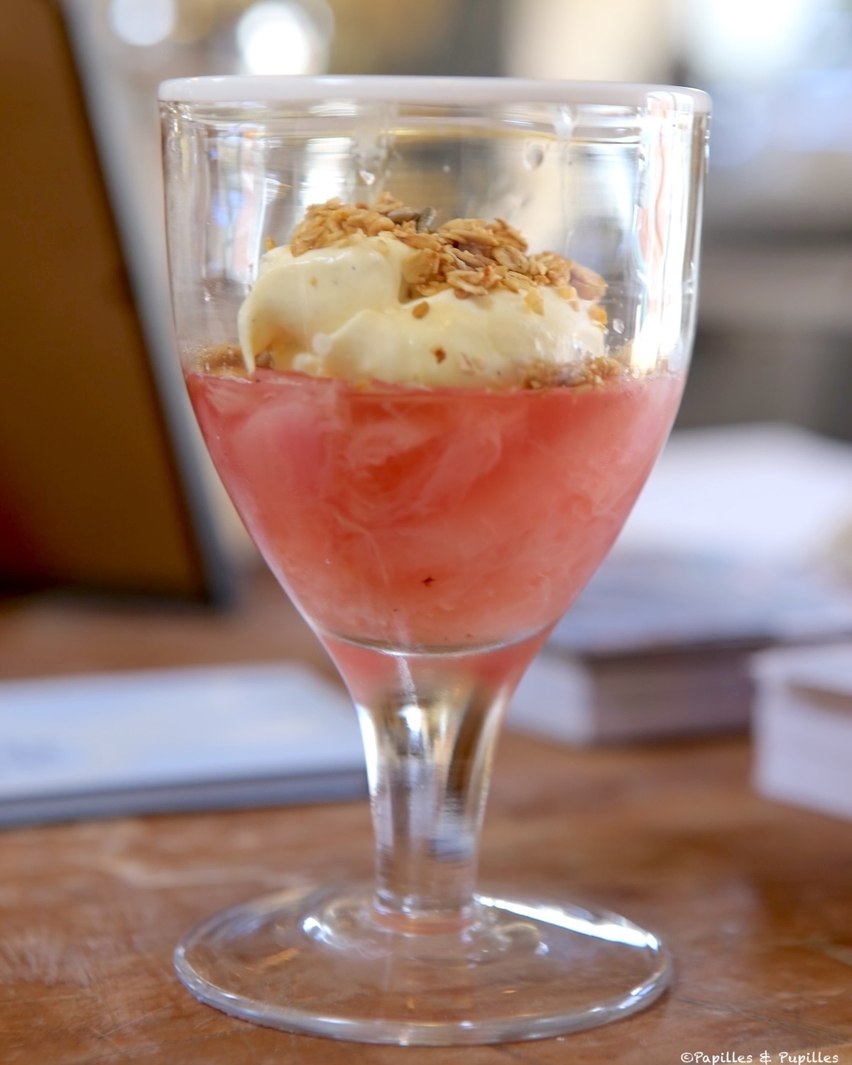 Verrines à la rhubarbe