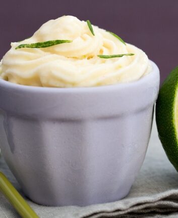 Glace maison au yaourt romarin et citron